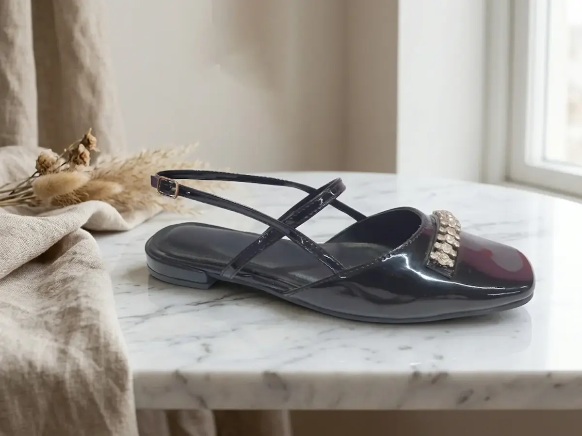 Mira Daily Flats — Black — view 2